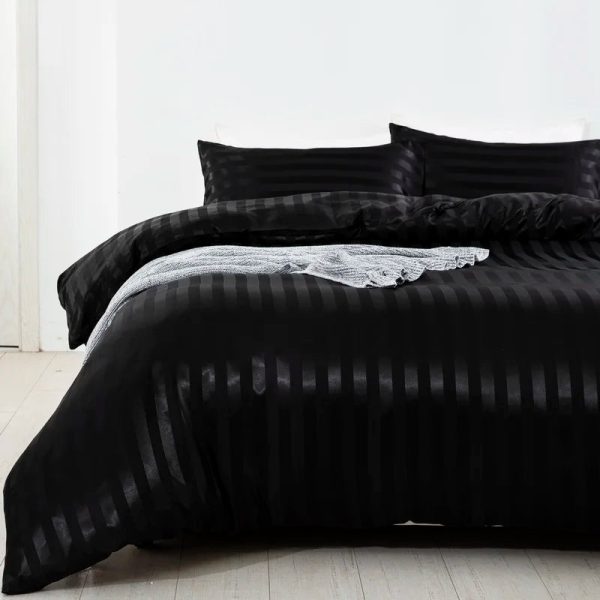 Luxury Satin Striped Duvet Cover Set with Zipper Closure & Pillow Cases Fashion