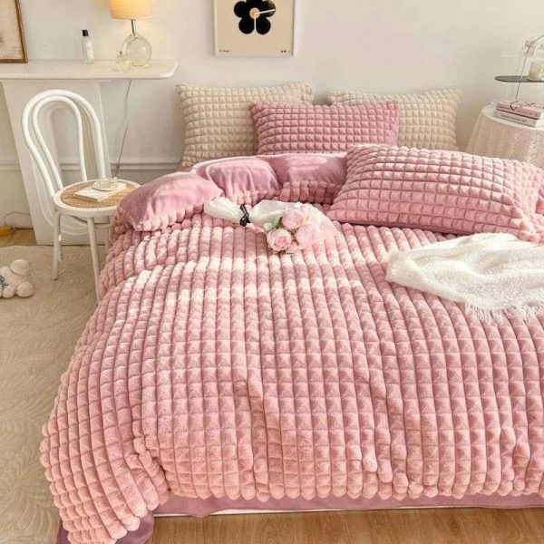 Fluffy Luxury Faux Rabbit Hair Velvet Comforter Set Online Sale