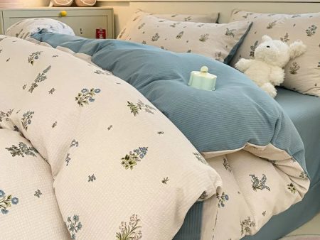 Aesthetic Floral Bedding Set - Twin to Queen Duvet Cover with Pillowcases Online now