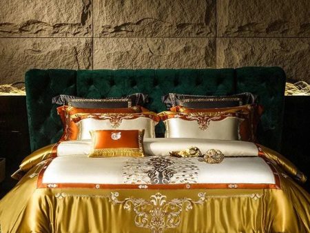 Luxury Elegance 1400TC Cotton Embroidered Bedding Set For Sale