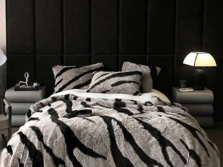 Zebra Print Luxury Faux Fur Blanket For Sale