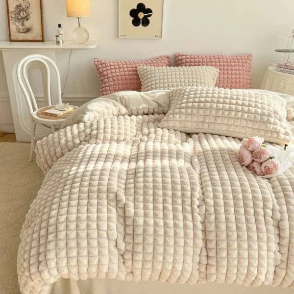 Fluffy Luxury Faux Rabbit Hair Velvet Comforter Set Online Sale