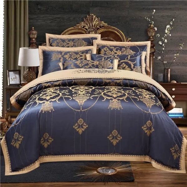 Babson Luxury 4-Piece Jacquard Bedding Set in 100% Cotton on Sale