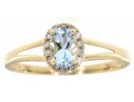 14k Yellow Gold Oval Aquamarine & Diamond ring on Sale