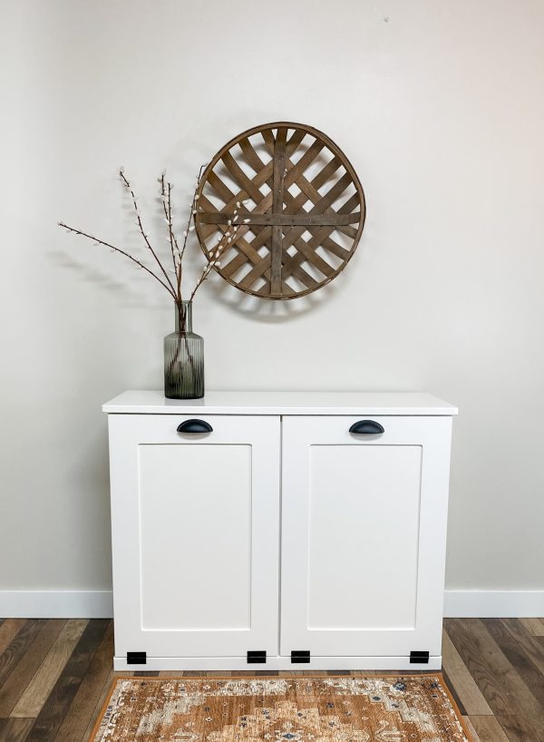 Dashwood in white farmhouse style For Discount