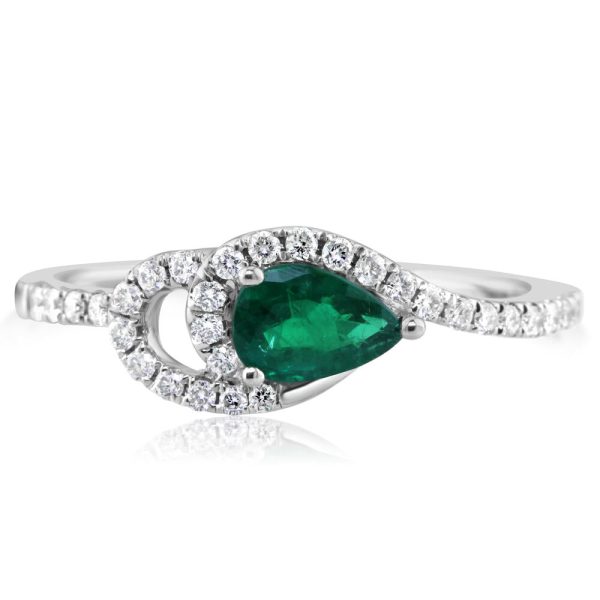 14K White Gold Emerald Diamond Ring Fashion